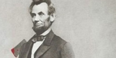 New trailer for Abraham Lincoln: Vampire Hunter lands
